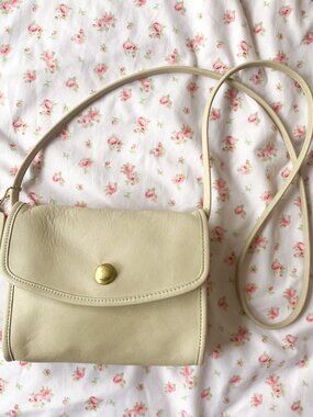 Coach Christie Flap Crossbody Bag Ivory Bone Spring Lock Closure Hang Tag Rare